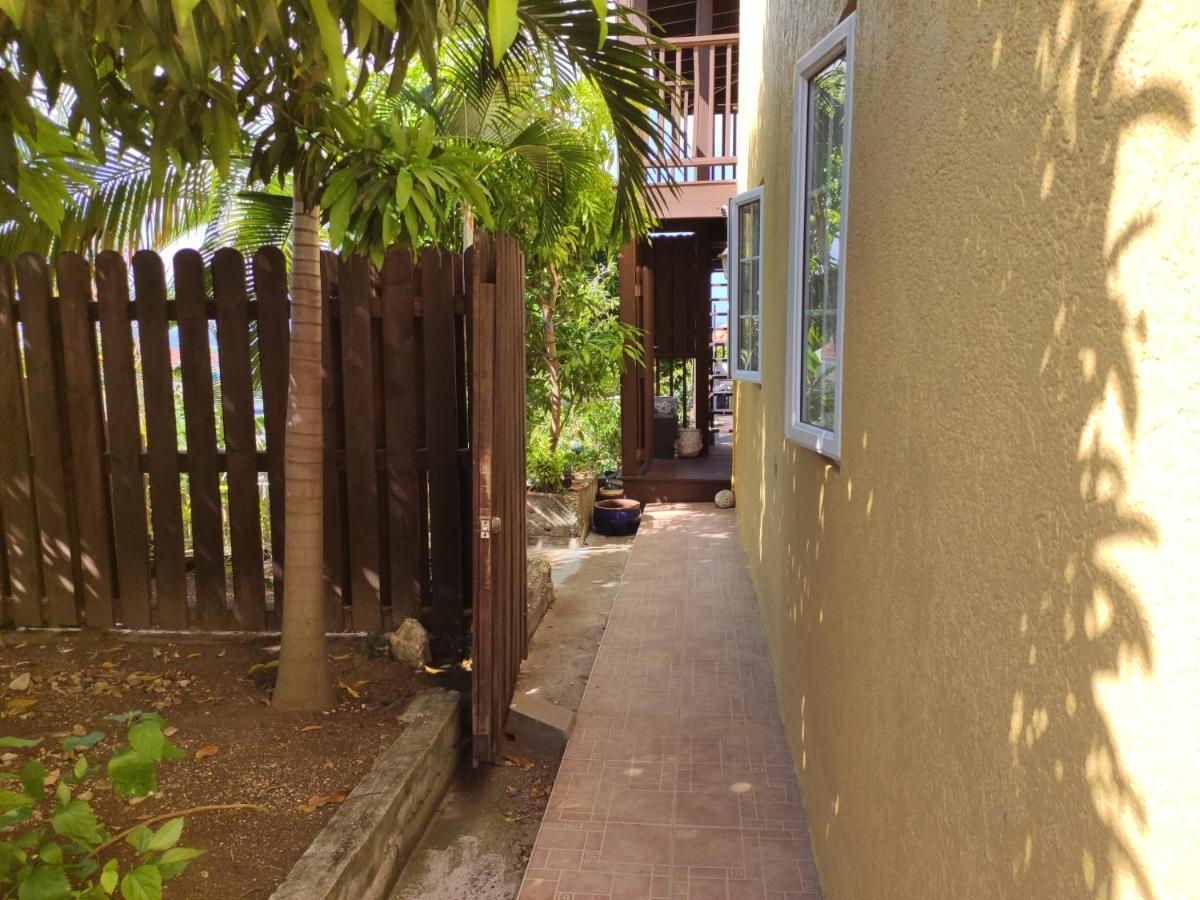 Montego Bay Garden Studio ภายนอก รูปภาพ
