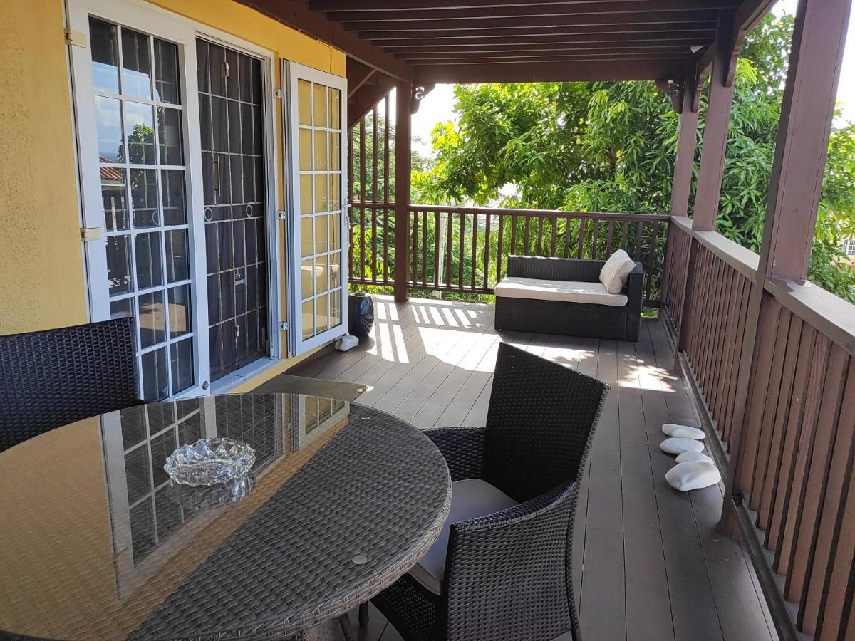 Montego Bay Garden Studio ภายนอก รูปภาพ